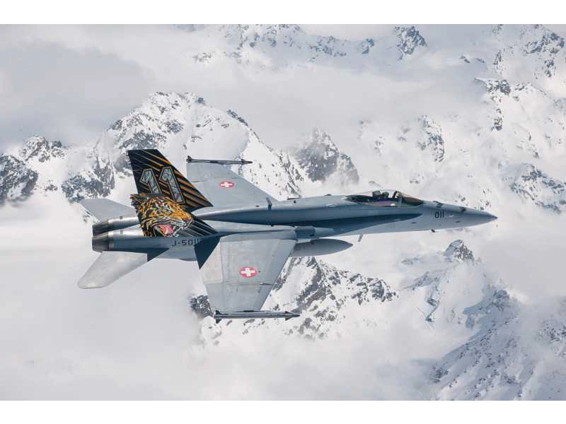 Italeri Boeing F/A-18 Hornet Tiger Meet 2016 (1:72)