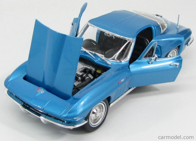 Maisto Chevrolet Corvette Coupe 2-dverový 1965 1:18 Light Blue Met
