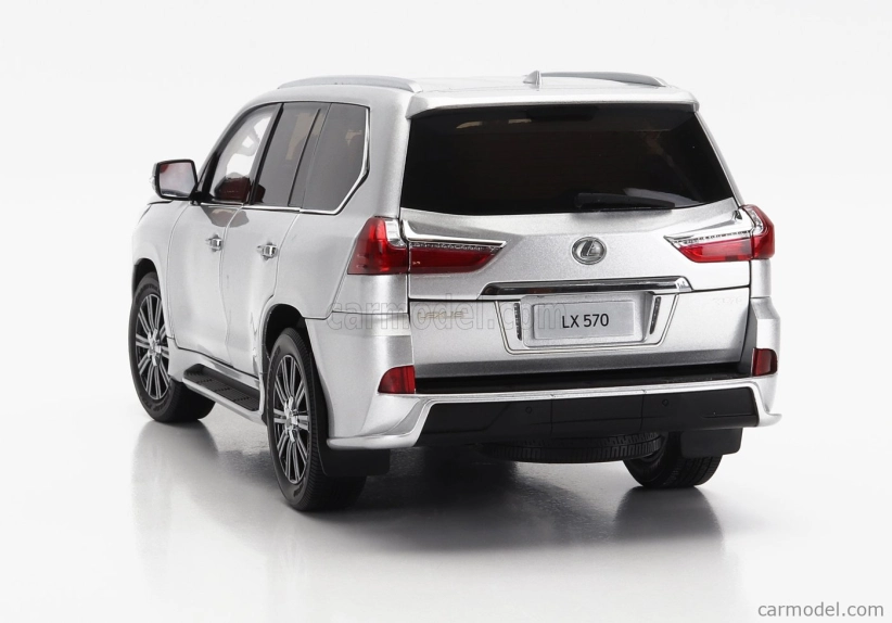 LCD model Lexus Lx570 2022 1:18 strieborný