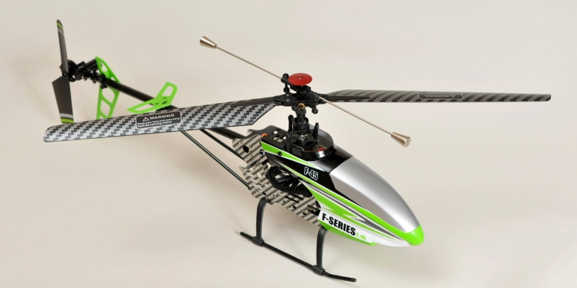 RC vrtuľník MJX F-45, zelená