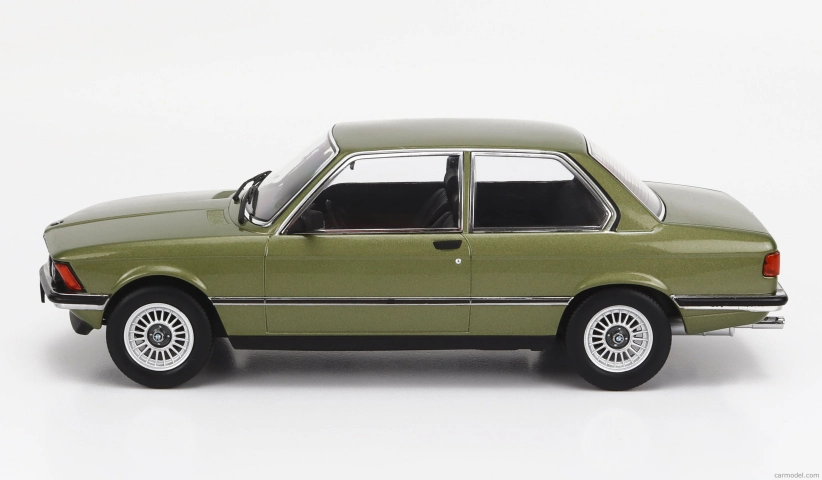 BMW radu 3 323i (e21) 1978 1:18 Green Met
