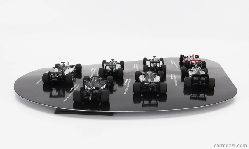 Minichamps Mercedes gp F1  Set 7x Lewis Hamilton World Champion - Mclaren Mp4/23 N 22 2008 - W05 Amg Petronas N 44 2014 - W06 Amg Petronas N 44 2015 - W08 N 44 2017 - W09 N 44 2018 - W10 N 44 2019 - W11 N 44 2020 1:43 Stříbrná Černá