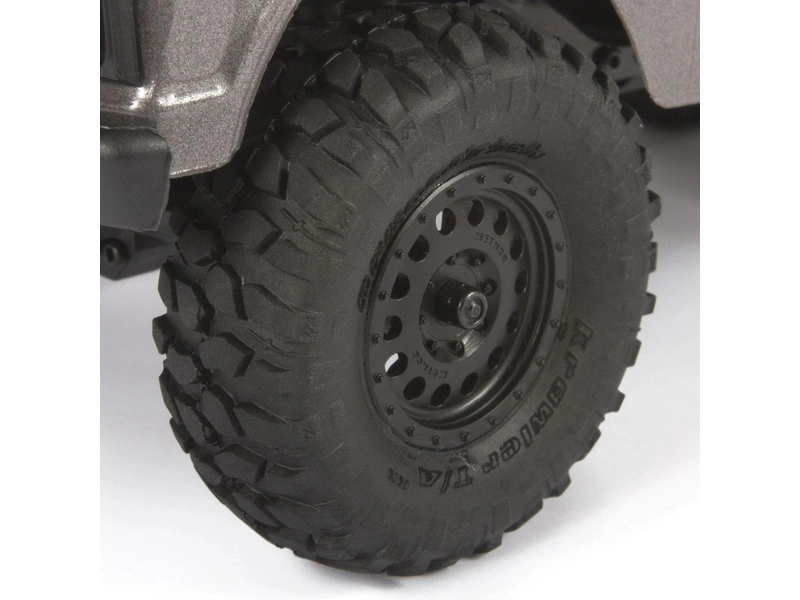 Axial SCX24 Chevrolet C10 1967 1:24 4WD RTR strieborný