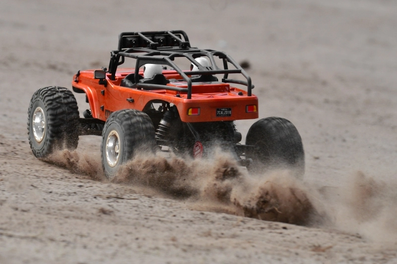 MOXOO XP - 1/10 Monster Truck 2WD - RTR - střídavý motor + 50C 5400mAh Lipo + nabíječ