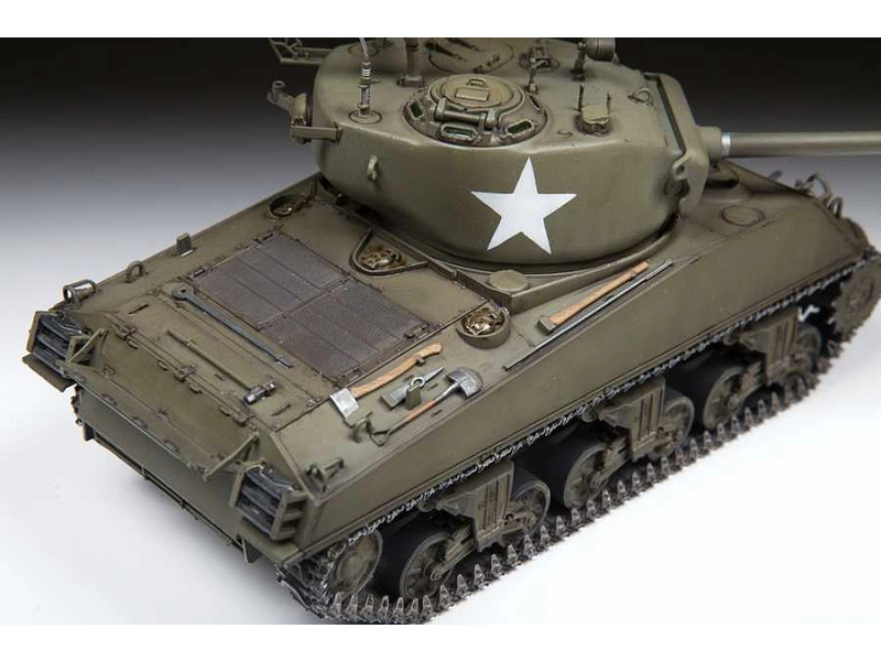Zvezda M4 A3 (76 mm) Sherman (1:35)