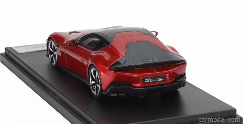 Looksmart Ferrari 12 Cilindri V12 830cv 2024 1:43 Rosso Magma - červená met.