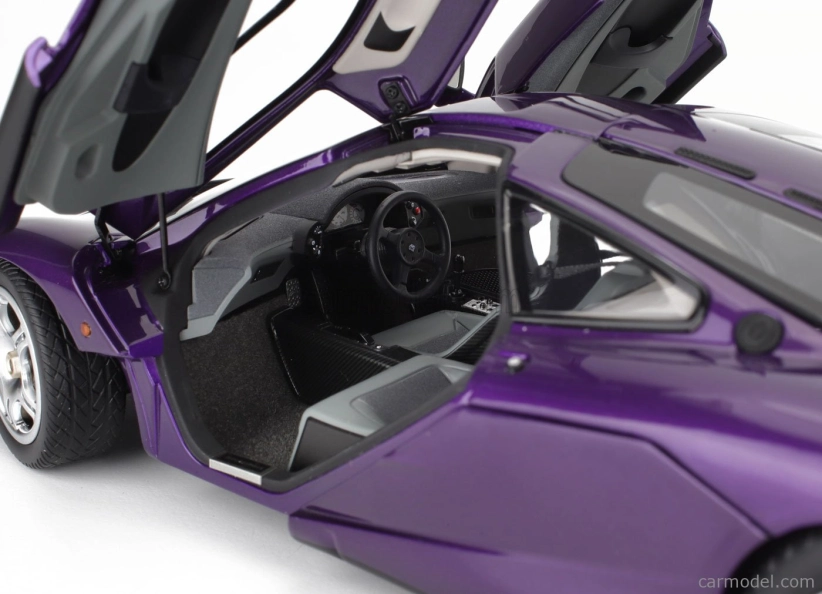 Lcd-model Mclaren F-1 Xp5 1993 1:18 Purple