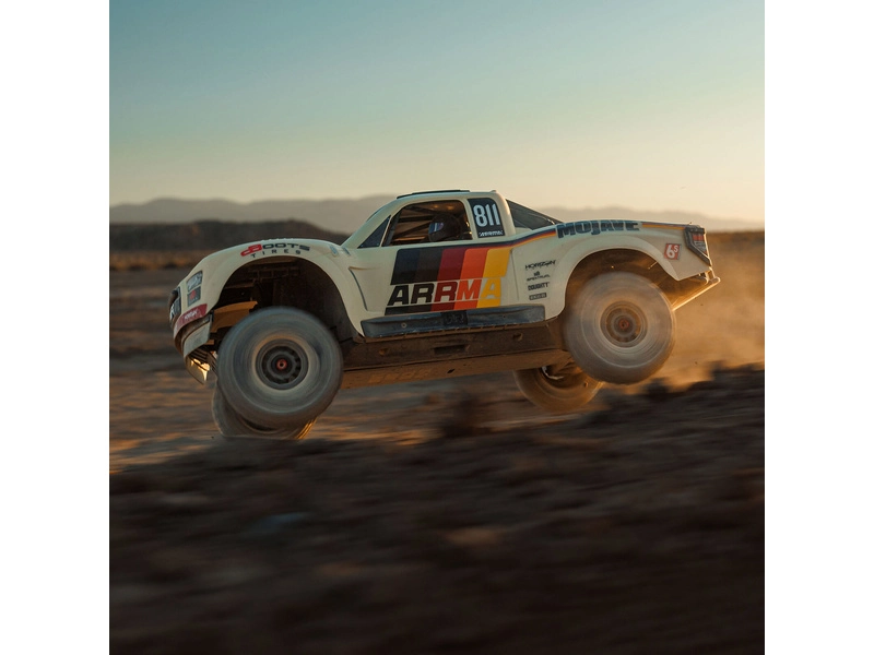 Arrma Mojave 6S BLX 1:7 4WD RTR žlutá