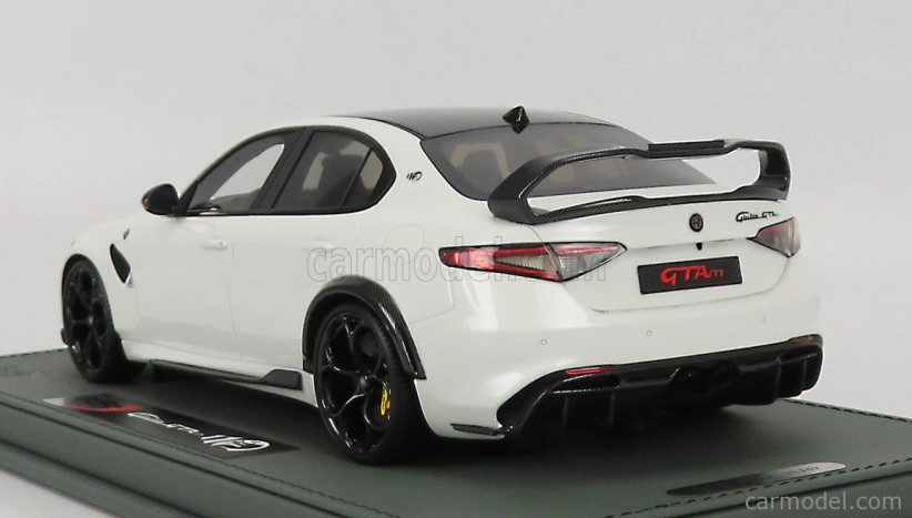 Bbr-models Alfa romeo Giulia Gtam 2020 - Con Vetrina - S vitrínou 1:18 Bianco Trofeo - Biela