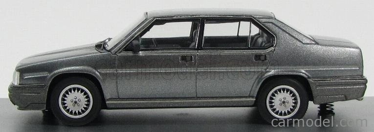 Kess-model Alfa romeo Alfa90 Quadrifoglio Oro 1983 1:43 Grigio Medio Met Grey