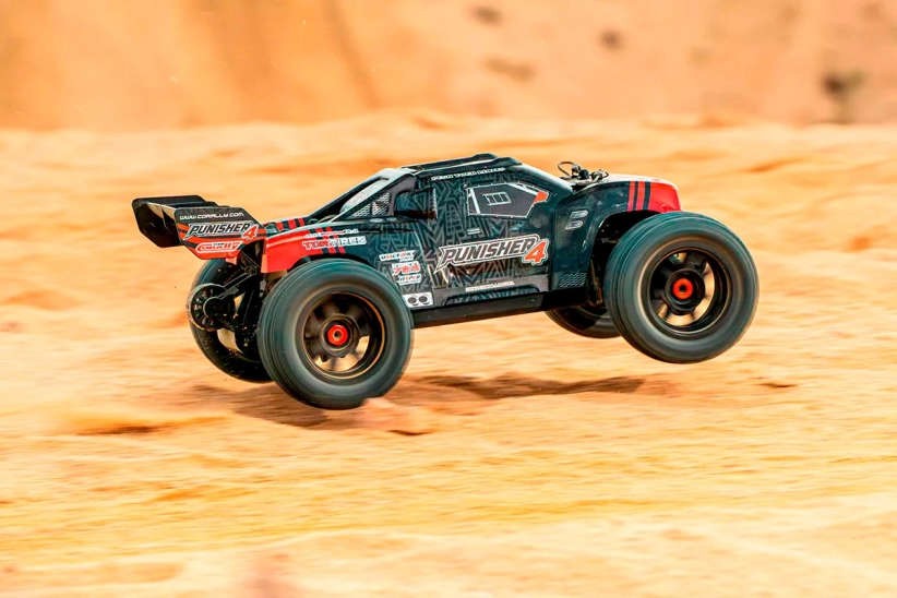 RC auto PUNISHER-4 Monster Truck 4WD 3-4S RTR, zelená