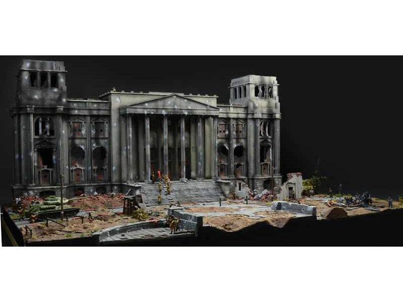 Italeri Bitva o Berlín 1945 (1:72)