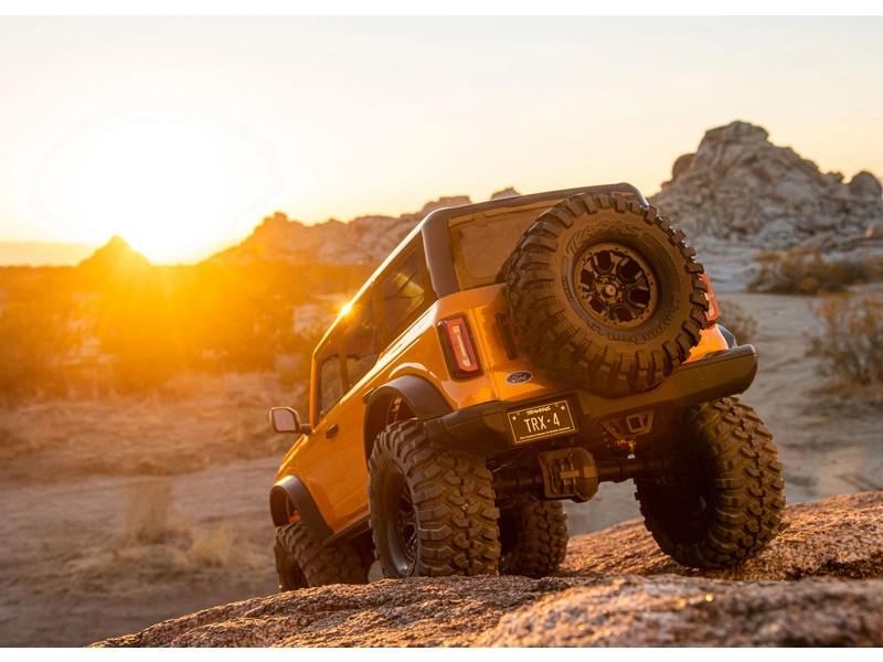 RC auto Traxxas TRX-4 Ford Bronco 2021 TQi 1:10 RTR, čierna