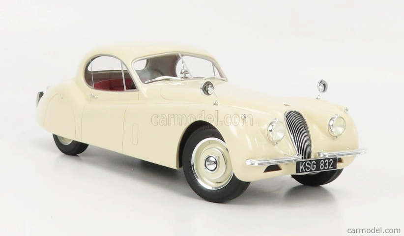 Cult-scale models Jaguar Xk120 Fhc 1951 1:18 Bílá