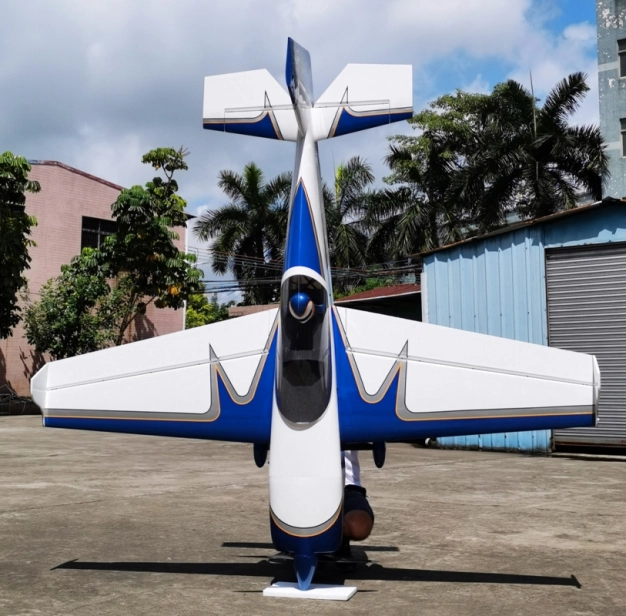 91" Extra 300 V2 EXP – modrá/biela 2,31 m