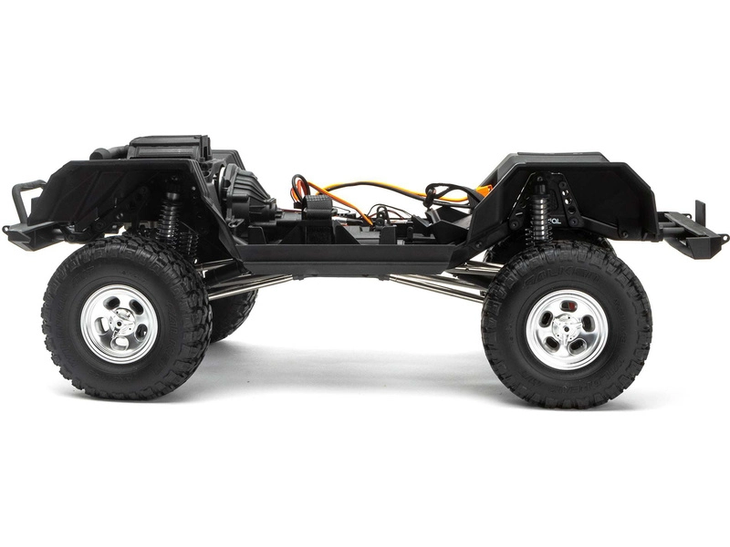 RC auto Axial SCX10 III Early Ford Bronco 4WD 1:10, biele
