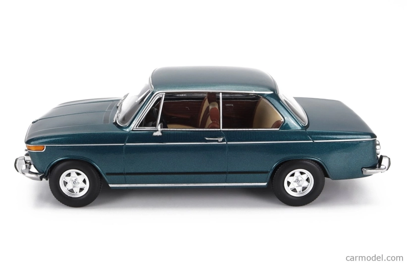 BMW 2002ti Diana 1970 v mierke 1:18 Blue Met