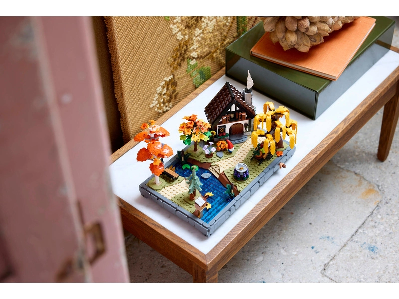 LEGO Icons - Chata a podzimní zahrada