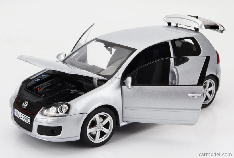 Norev Volkswagen Golf V Gti Pirelli 2007 1:18 Strieborný