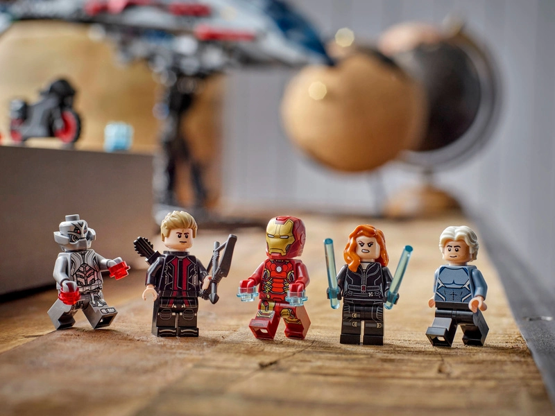 LEGO Marvel - Avengers: Age of Ultron Quinjet Fighter