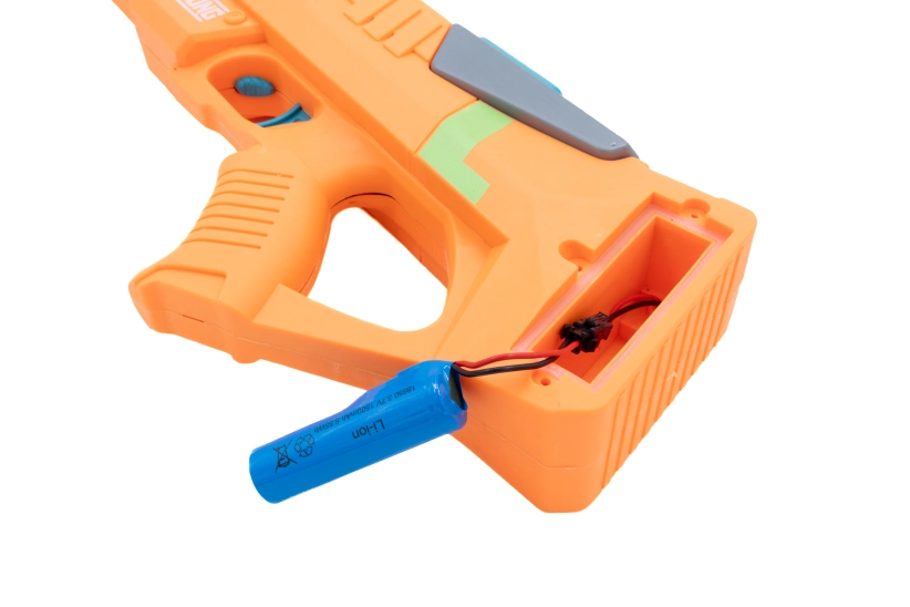 Elektrická vodná striekačka Strong s automatickým nasávaním, oranžová