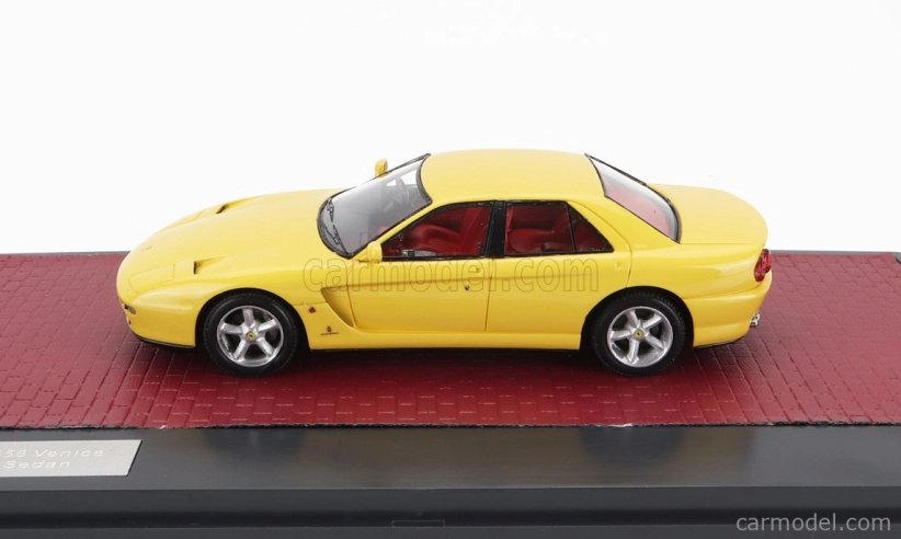 Modely v mierke Matrix Ferrari 456gt Sedan 1993 1:43 Žltá