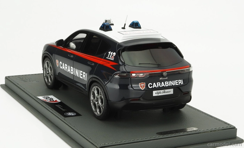 Bbr-models Alfa romeo Tonale Veloce Carabinieri 2023 - Con Vetrina - S vitrínou 1:18 Modrá biela červená