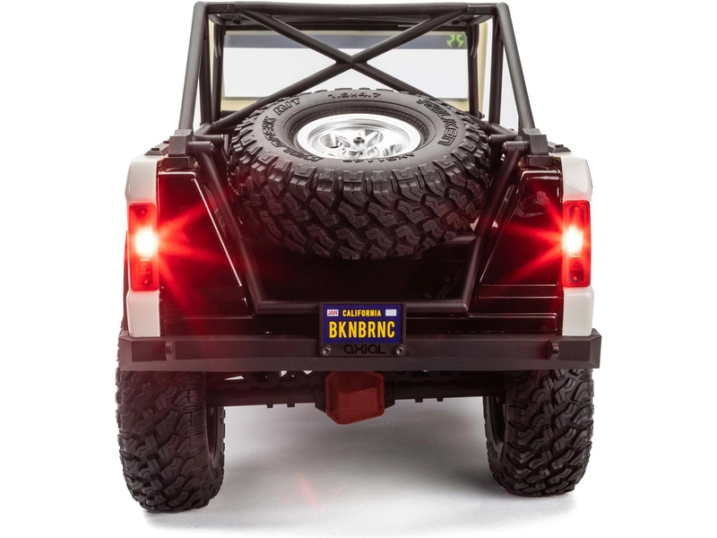 RC auto Axial SCX10 III Early Ford Bronco 4WD 1:10, biele