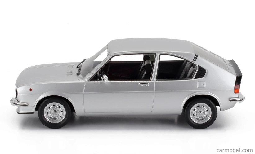 Mitica-r Alfa romeo Alfasud Ti 1-series 1973 1:18 Silver