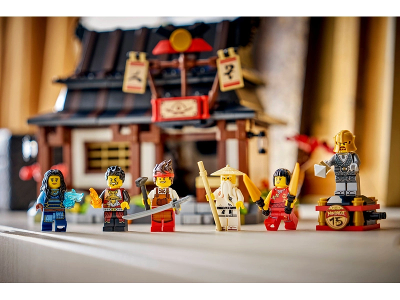 LEGO Ninjago - Kovárna Čtyři zbraně: 15 let NINJAGO