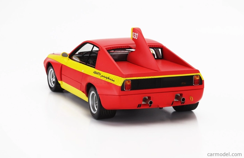 Maxima Abarth Se030 Pininfarina Road Test 1974 1:18 Matná Červená Žlutá