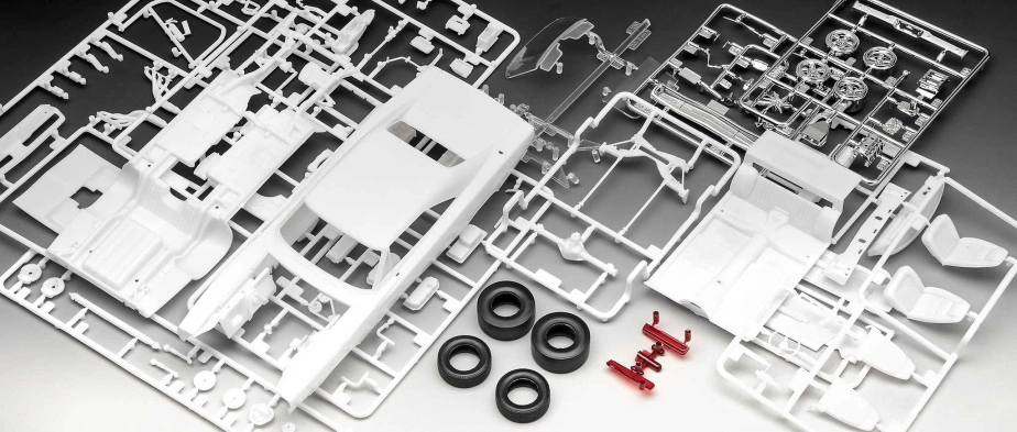 Revell Dodge Charger 1970 (Rýchlo a zbesilo) (1:25) (súprava)