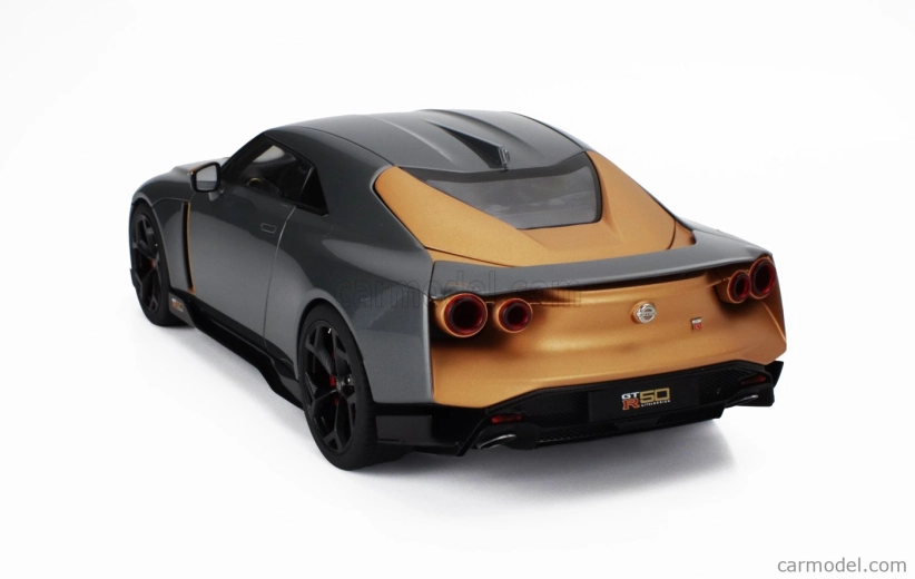 Autoart Nissan Gt-r50 by Italdesign Goodwood Version 2021 1:18 Liquid Kinetic Grey - Energetic Sigma Gold