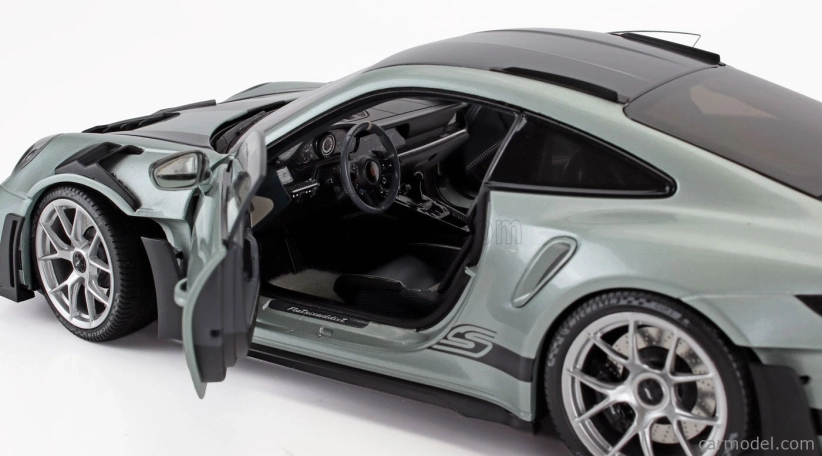 Minichamps Porsche 911 992 Gt3 Rs Coupe 2023 1:18 Silver