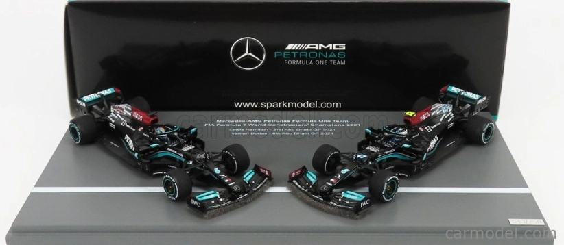 Spark-model Mercedes gp Set F1  2x W12 Mercedes M12 Eq Power+ Team Amg Petronas Motorsport Formula One N 44  + N 77 Abu Dhabi Gp 2021 Lewis Hamilton - Valtteri Bottas - 8 Times World Champion Constructeur 1:43 Černá Zelená