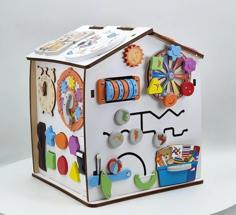 2Kids Toys Activity board Domček biely – poškodený obal
