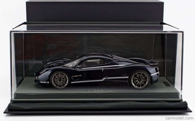 Bbr-models Pagani Utopia 2022 - Con Vetrina - With Showcase 1:18 Modrá Půlnoční Lesklá