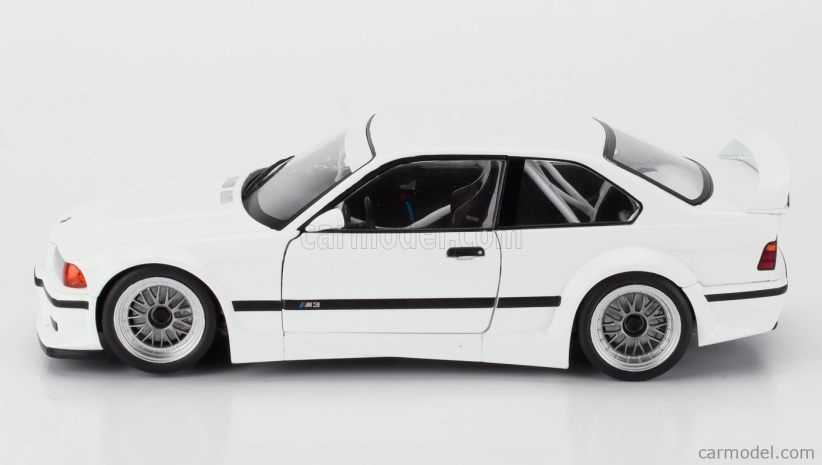 Werk83 BMW 3-series M3 Gtr (e36) Plain Body Version 1993 1:18 Bílá