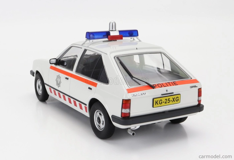 Triple9 Opel Kadett D Dutch Police 1984 1:18 Bílá Oranžová