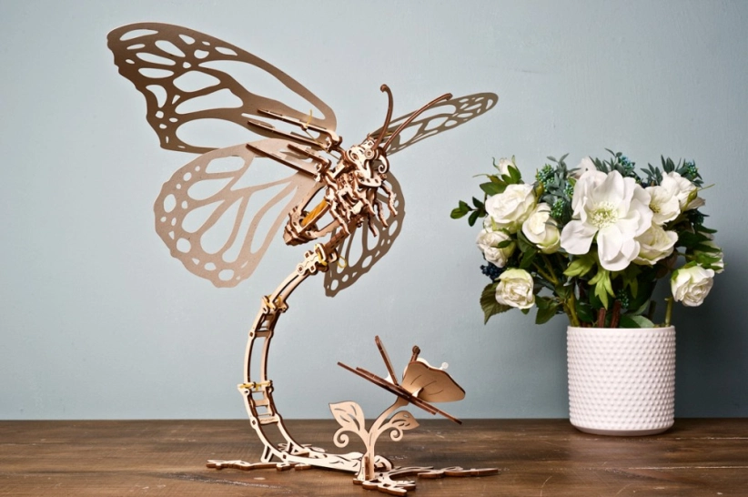 Ugears 3D drevené mechanické puzzle Butterfly