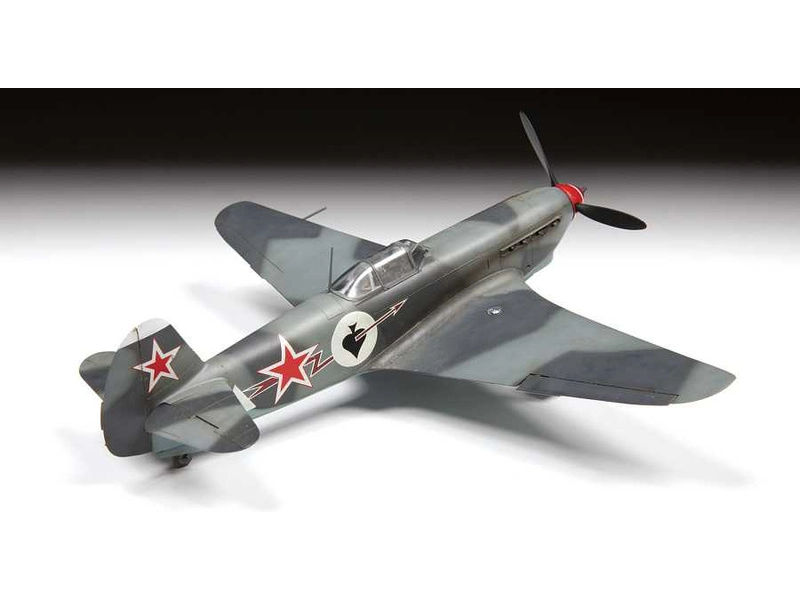 Zvezda Jakovlev Jak-9-T s kanónom (1:48)