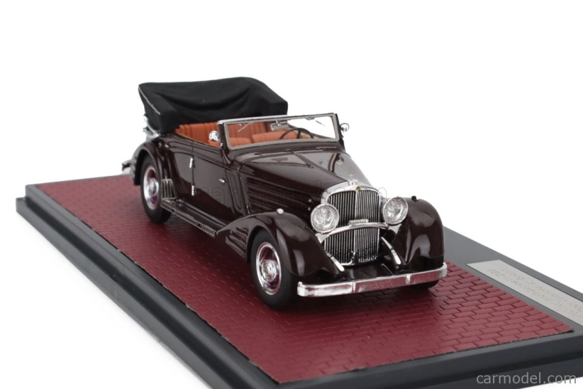 Modely v mierke Matrix Maybach Zeppelin Ds8 Cabriolet Open 1934 1:43 Brown