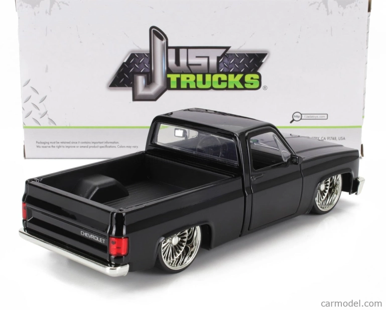 Jada Chevrolet C-10 Pick-up Custom 1985 1:24 Black