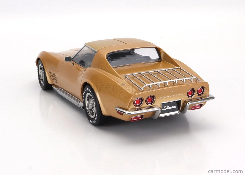 Chevrolet Corvette C3 1972 v mierke Kk - s odnímateľnou strechou 1:18 Gold Met