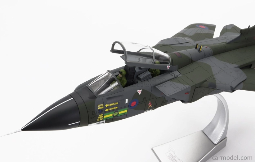 Corgi Panavia aircraft Gr.1 Tornado Military Airplane 1998 1:48 Vojenská Kamufláž
