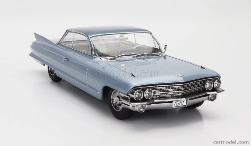 Cadillac Series 62 Coupe Deville 1961 1:18 Light Blue Met