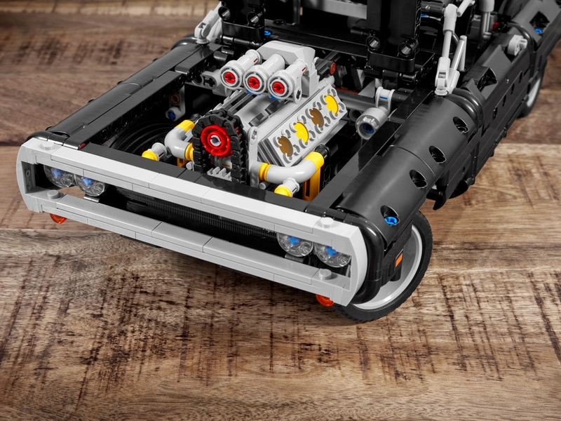 LEGO Technic – Domov Dodge Charger
