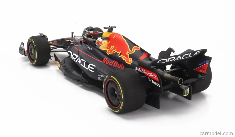 Minichamps Red bull F1 Rb18 Team Oracle Red Bull Racing N 1 1:18, tmavě modrá