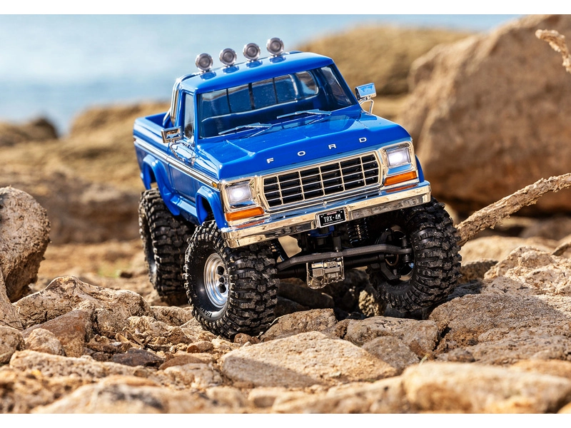 RC auto Traxxas TRX4-M Ford F-150 1979 1:18 RTR, modré