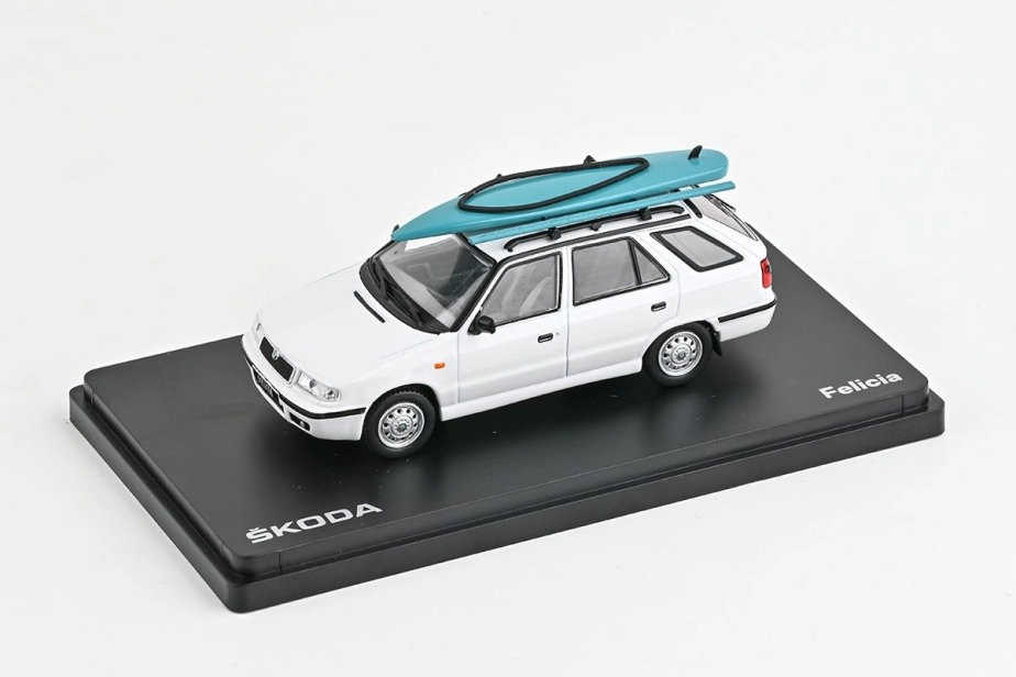 Abrex Škoda Felicia FL Combi (1998) 1:43 - White Candy